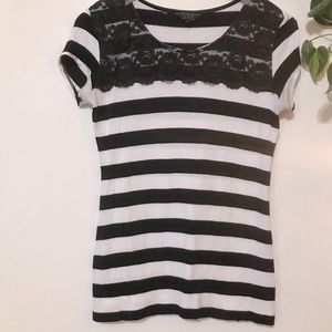 2 for $20 | Guess striped lace collar tee